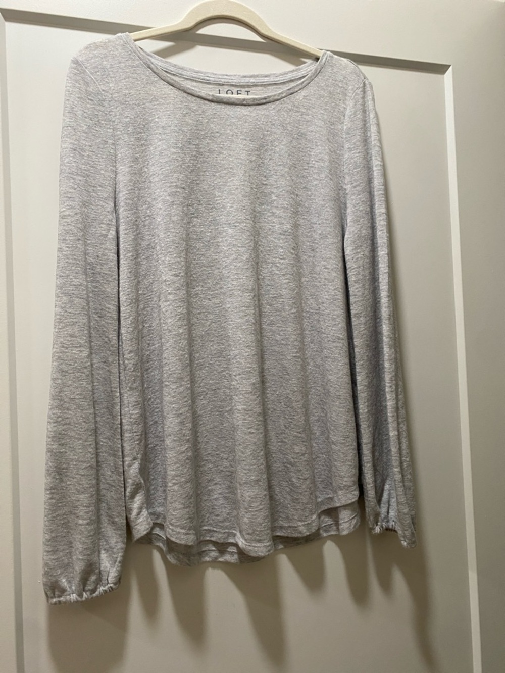 LOFT Light Heather Gray Long Sleeve Crew Top